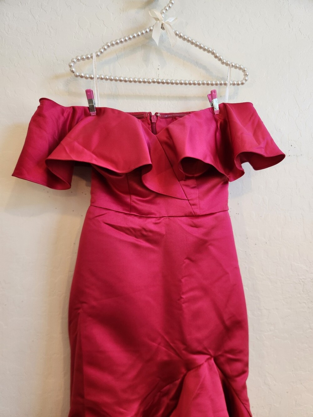 Fuchsia One-Shoulder Ruffle Mermaid Gown - Picture 6 of 10
